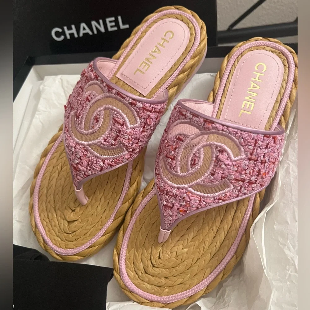 NEW in box. Chanel Pink Tweed Sandals - Picture 3 of 12